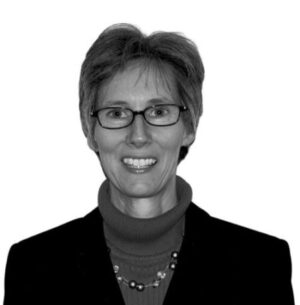 ellen-belknap-named-president-2004-small
